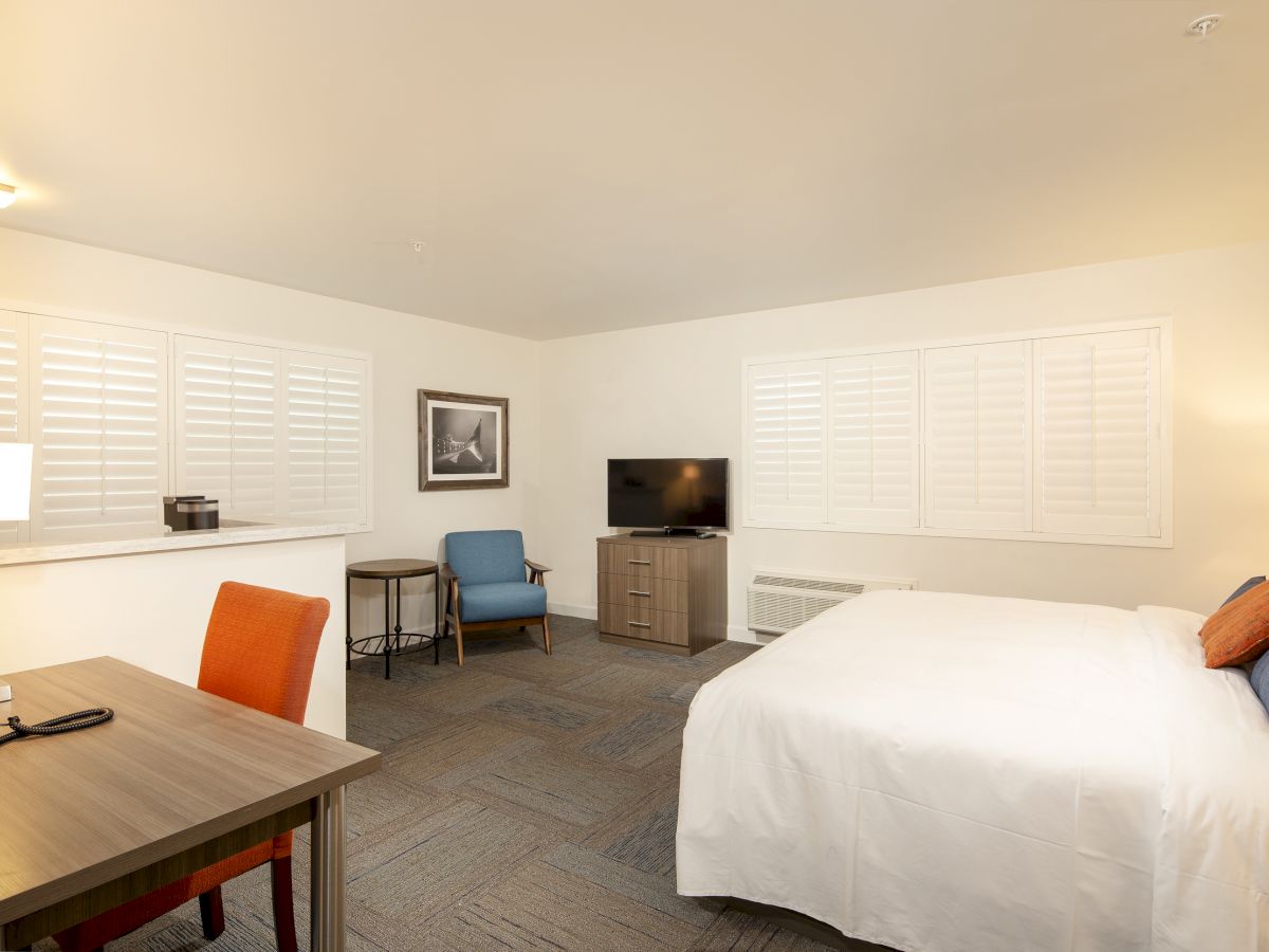 Inn At Moss Landing Point